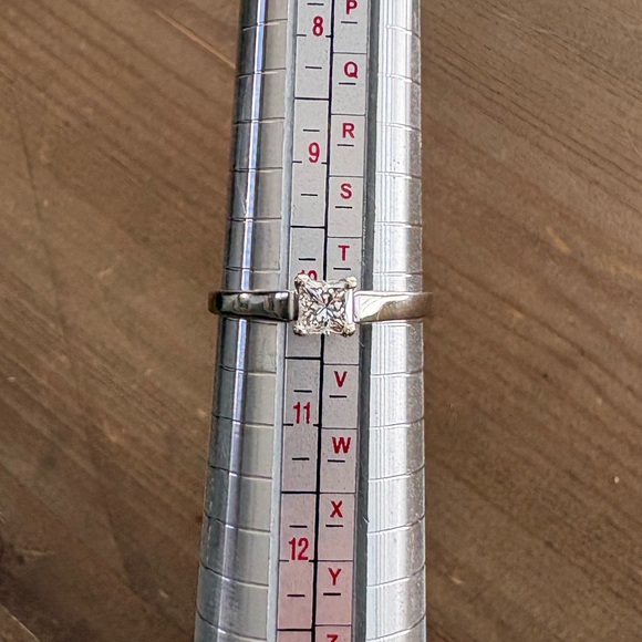 Princess Solitaire - Picture 1 of 9